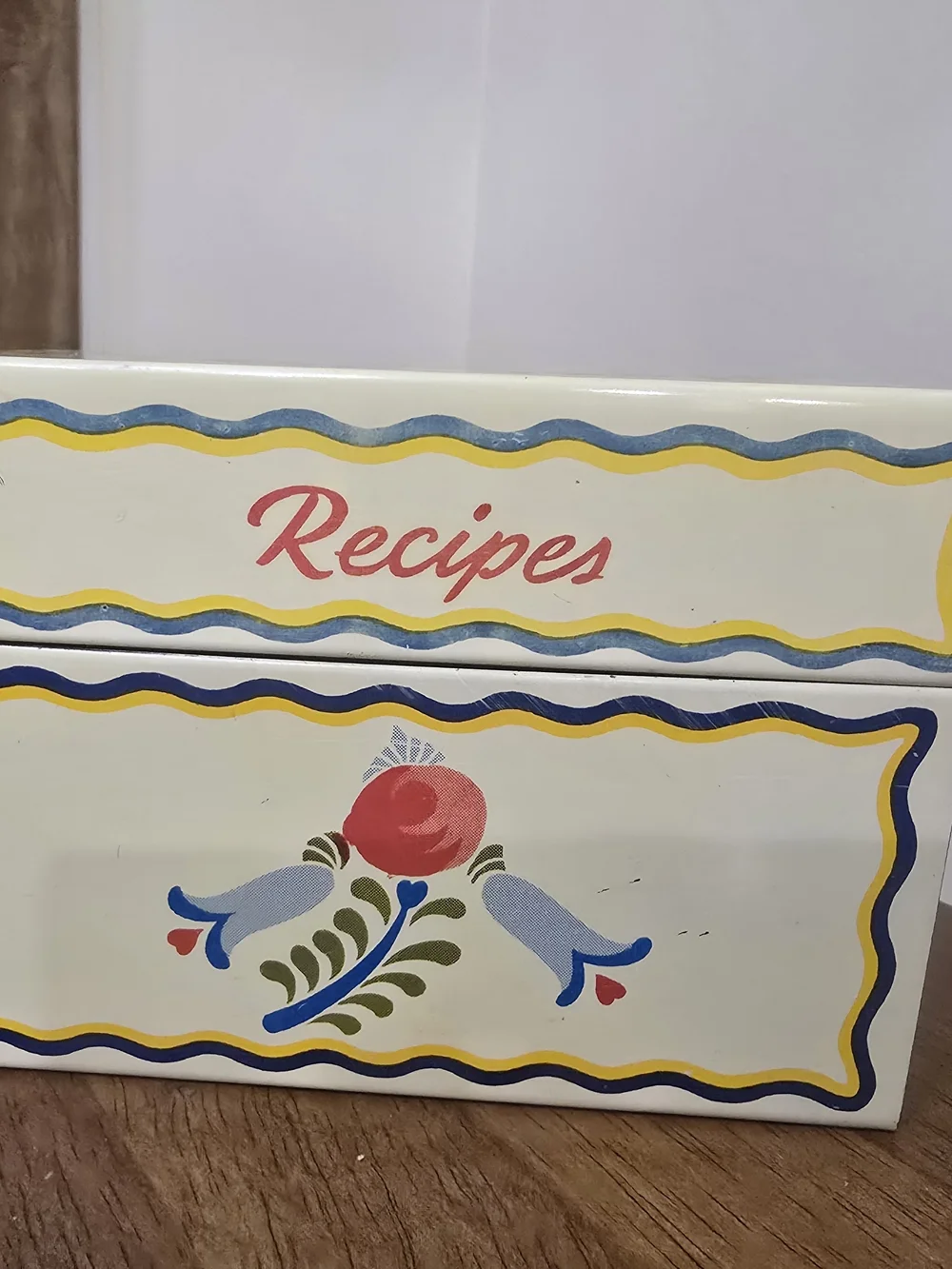 VTG 1950s Ohio Art Tin Litho Recipe Box Cream Dutch Floral Folk Art Mid Century